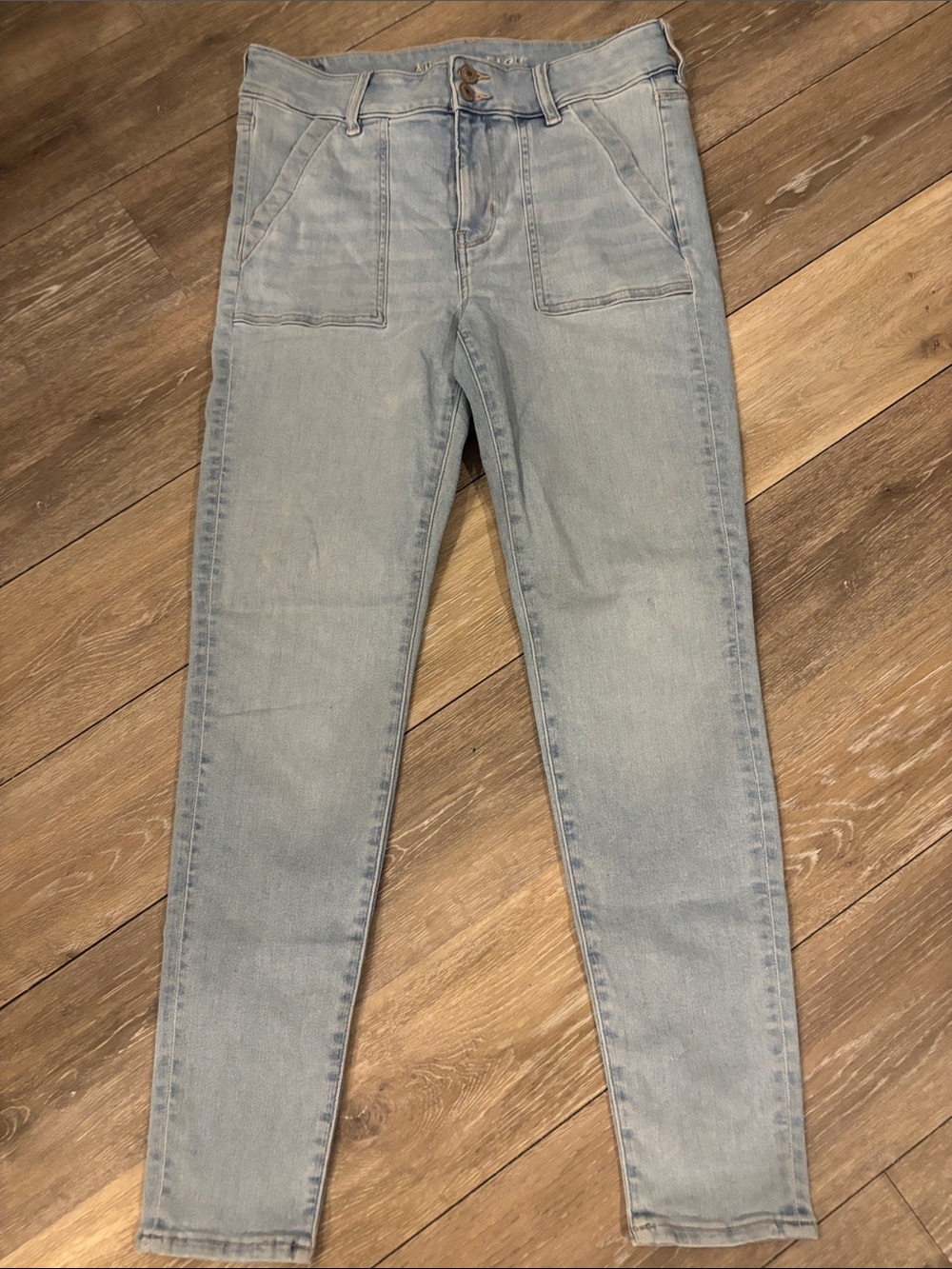 American Eagle Outfitters Light Blue High-Rise Skinny Jeans